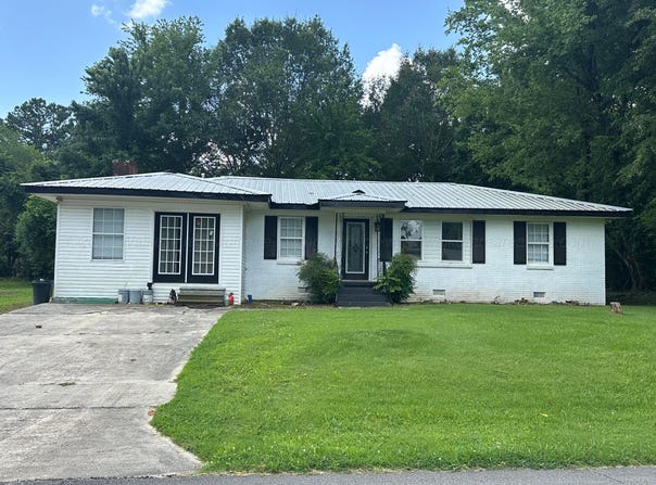 1406 PIKE AVE Ave, Phil Campbell, AL 35581