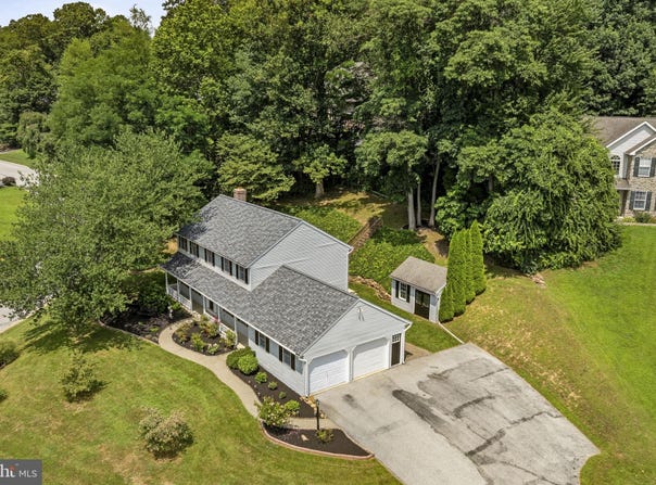 961 HIDDEN HOLLOW DRIVE, GAP, PA 17527