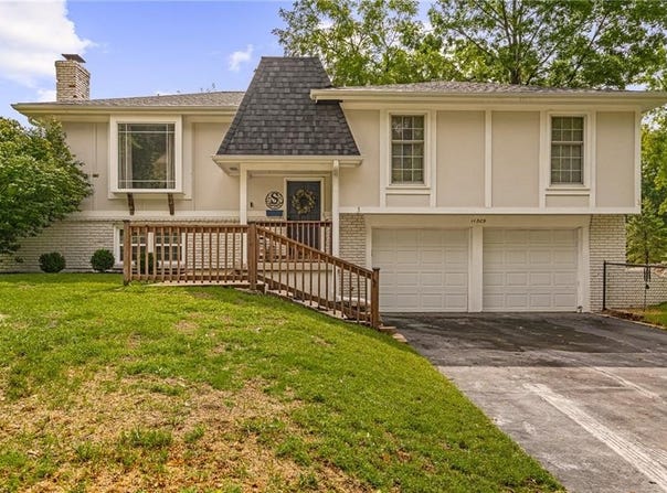 11309 W 52nd Terrace, Shawnee, KS 66203