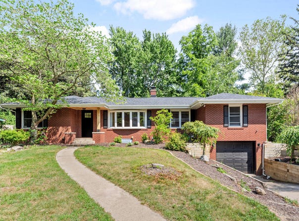 216 Friendship Trail, Pottawattamie Park, IN 46360