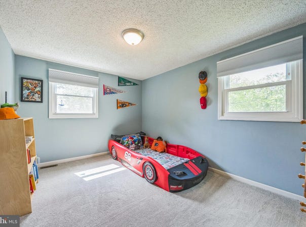 1515 BEVERLY TERRACE, CHERRY HILL, NJ 08003