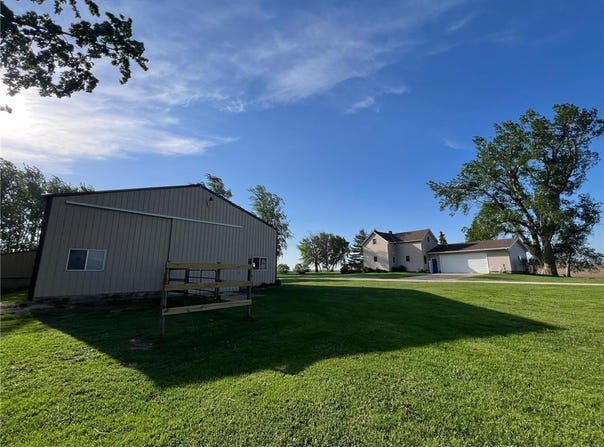 38184 County 47 Boulevard, Goodhue, MN 55027