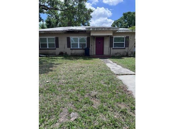 1211 NE 4TH STREET, MULBERRY, FL 33860