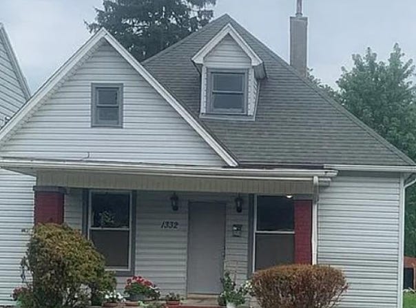 1332 1st Avenue, Terre Haute, IN 47807
