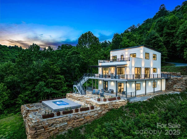 840 Fontana Trace Drive, Almond, NC 28702