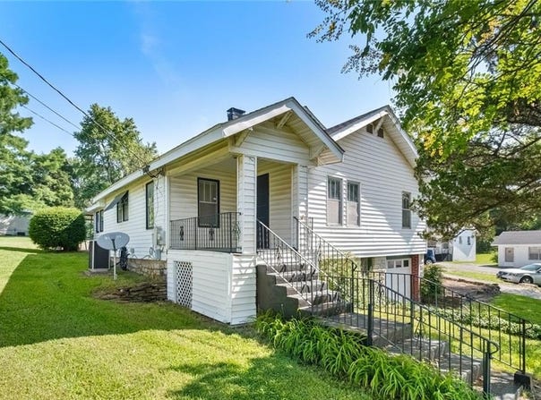 1576 Highway 62, Green Forest, AR 72638