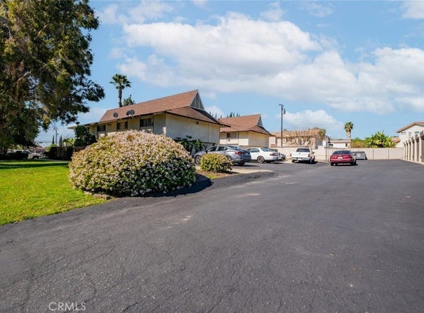 1935 Royalty Drive, Pomona, CA 91767