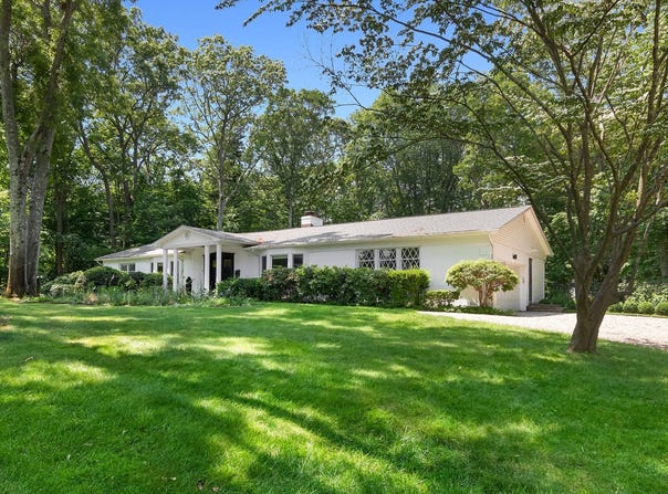 2 Soundview Drive, Port Jefferson, NY 11777