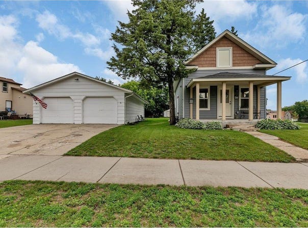 712 4th Street S, Sauk Centre, MN 56378