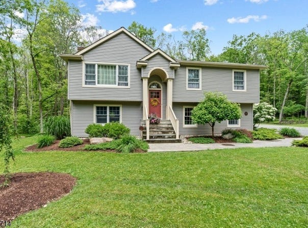 23 Devita Rd, Sandyston Twp., NJ 07826-5115