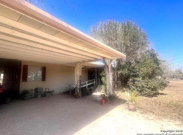 6207 Pioneer Ridge, San Antonio, TX 78245