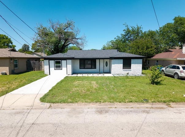 316 Worthy Street, Saginaw, TX 76179