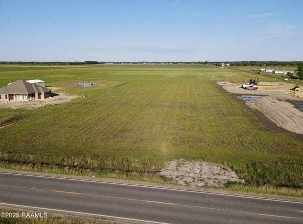 4106 S Richfield Road, Rayne, LA 70578