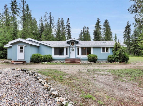 221 HARWORTH Rd, Newport, WA 99156