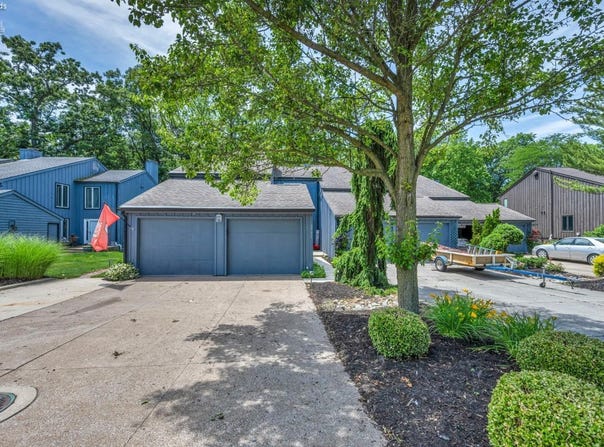 3931 Hilltop Drive, Huron, OH 44839