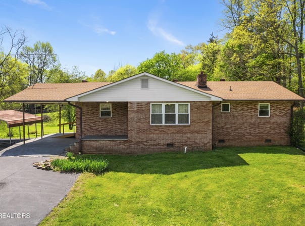 139 Hearon Rd, Kingston, TN 37763