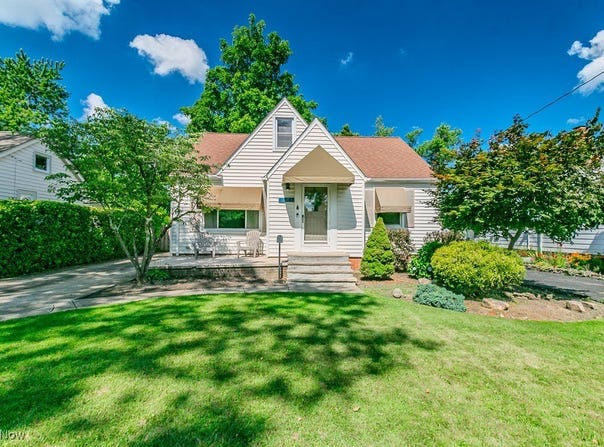 1346 Belrose Road, Mayfield Heights, OH 44124