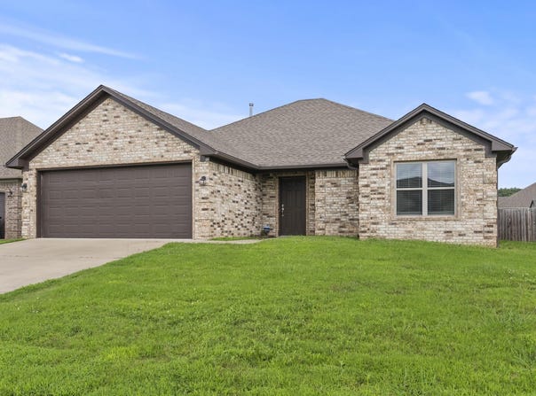 15 Aspen Creek Drive, Vilonia, AR 72173