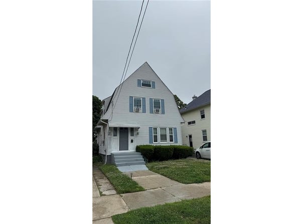 29 Rhodes Avenue, Cranston, RI 02905