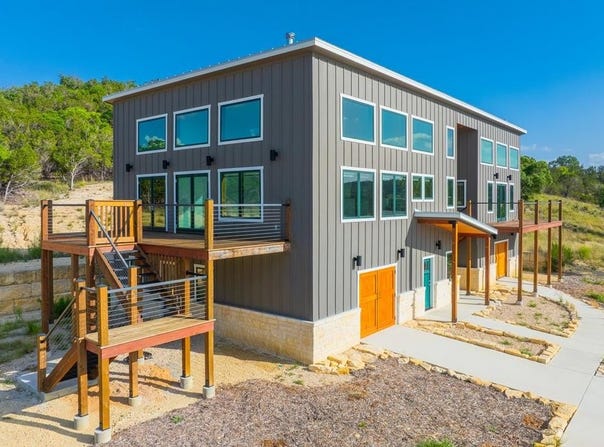 119 S Springwood Lane, Kerrville, TX 78028