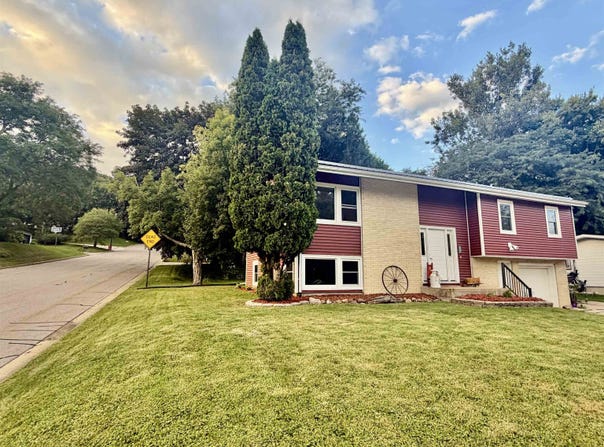 790 Parkview Drive, Richland Center, WI 53581
