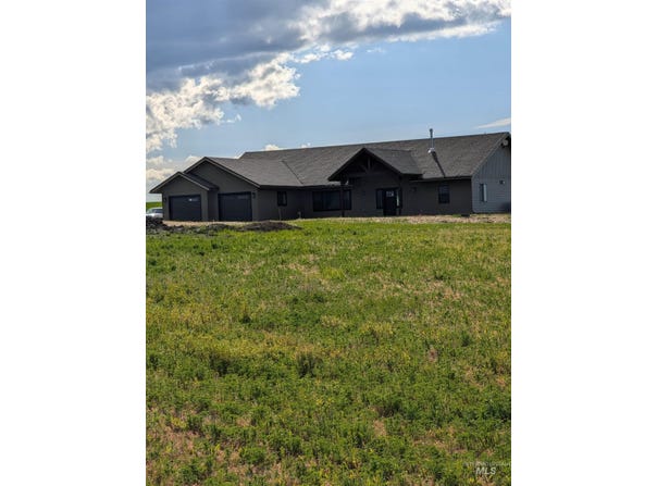 215 Angus Ranch Rd, Grangeville, ID 83530