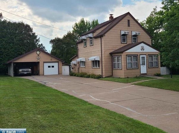101 S 1st Ave, Hibbing, MN 55746