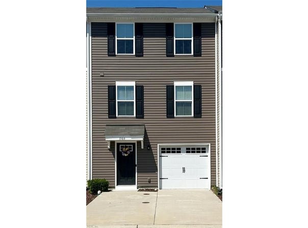 1105 Lakeview Cove, Smithfield, VA 23430