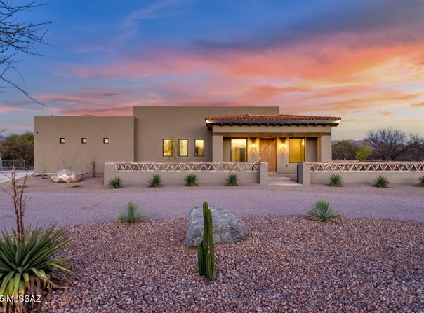 2352 Circulo De Anza, Tubac, AZ 85646