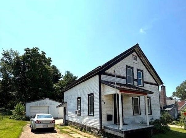 115 W 4TH Street, MANAWA, WI 54949