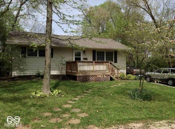 2627 E Dekist Street, Bloomington, IN 47408