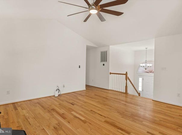21 PRESLEY LANE, KEARNEYSVILLE, WV 25430