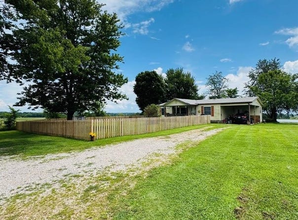 7269 Clifty  HWY Unit #house, Huntsville, AR 72740