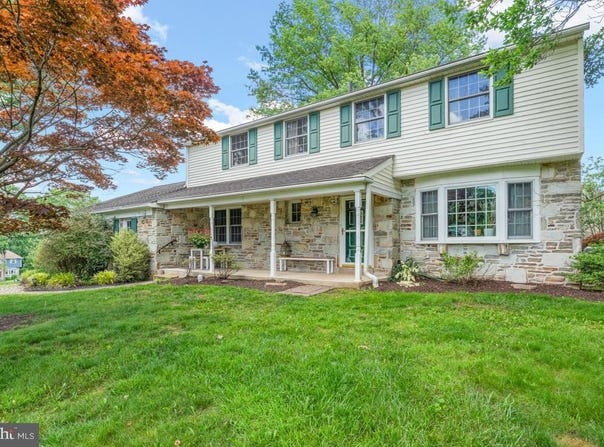 11 CREEK ROAD, SOUTHAMPTON, PA 18966