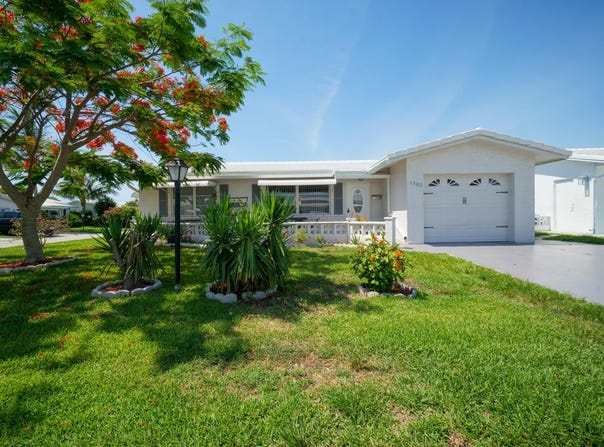 1902 SW 16th Avenue, Boynton Beach, FL 33426