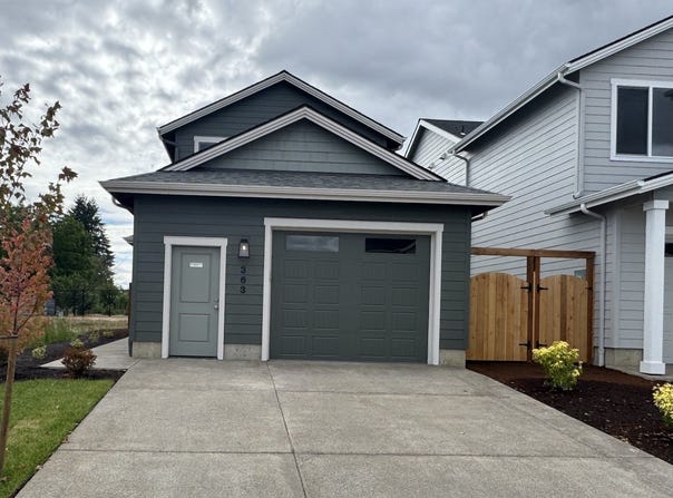 363 SE Shetterly DR, Dallas, OR 97338