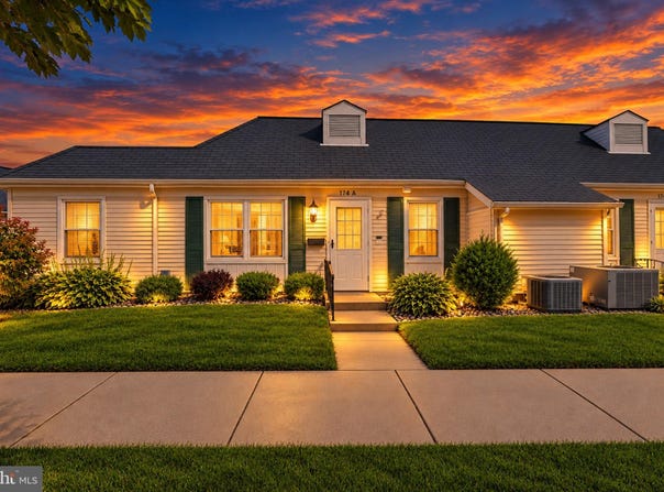 174-A PORTLAND Lane, MONROE TOWNSHIP, NJ 08831