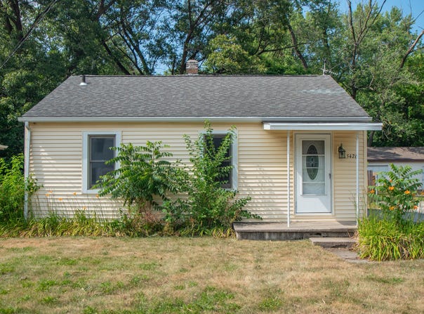 5426 Mulberry Avenue, Portage, IN 46368