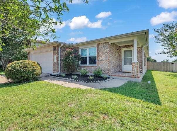 100 Grant CV, Hutto, TX 78634