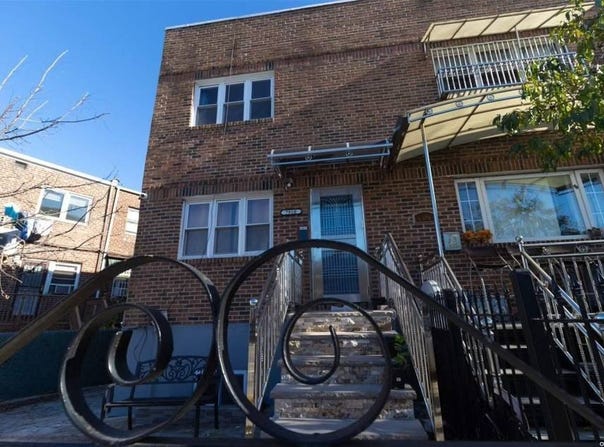 79-10 GRAND AVE, HELMHURST, NY 11373