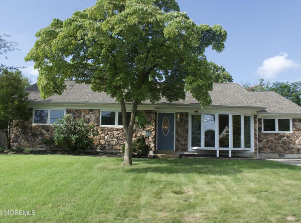 212 Kingsley Road, Cherry Hill, NJ 08034
