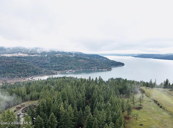 13416 S Runway Ln, Harrison, ID 83833