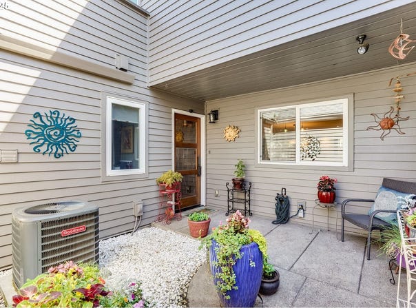 92 GREENRIDGE CT, Lake Oswego, OR 97035