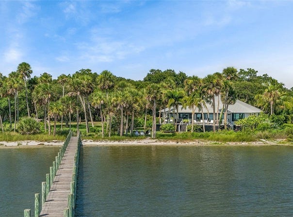 11280 S Indian River Drive, Sebastian, FL 32958