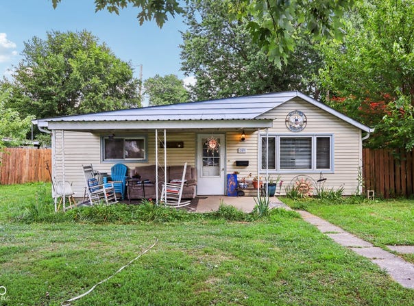 209 Bishop Street, Mooresville, IN 46158