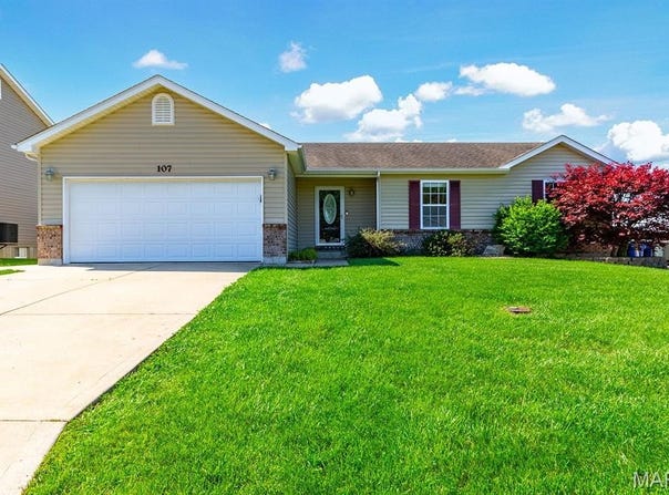 107 Chestnut Ridge Drive, Wright City, MO 63390