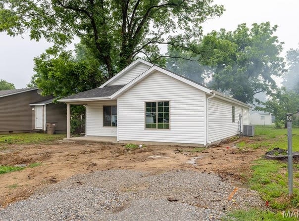 1031 Delano, Poplar Bluff, MO 63901