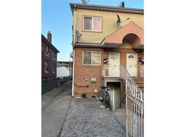 393 E 49th Street, Brooklyn, NY 11203