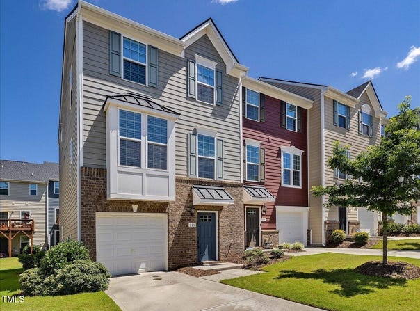 215 Brier Summit Place, Durham, NC 27703