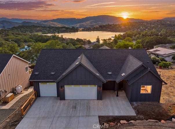 17247 Meadow View, Hidden Valley Lake, CA 95467